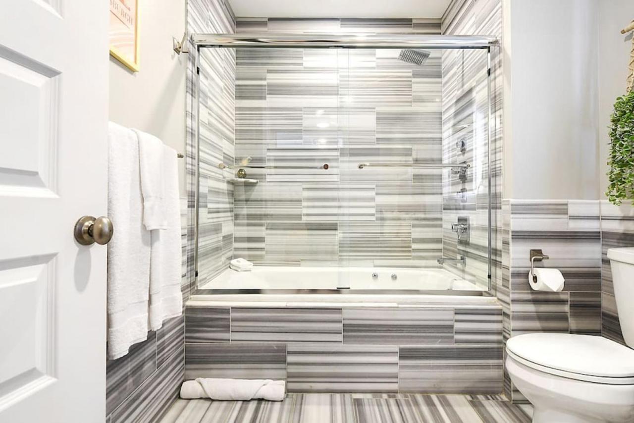 Apartment Hostwise - The Washington At Chatham - Free Parking, Private Gym, More! Pittsburgh