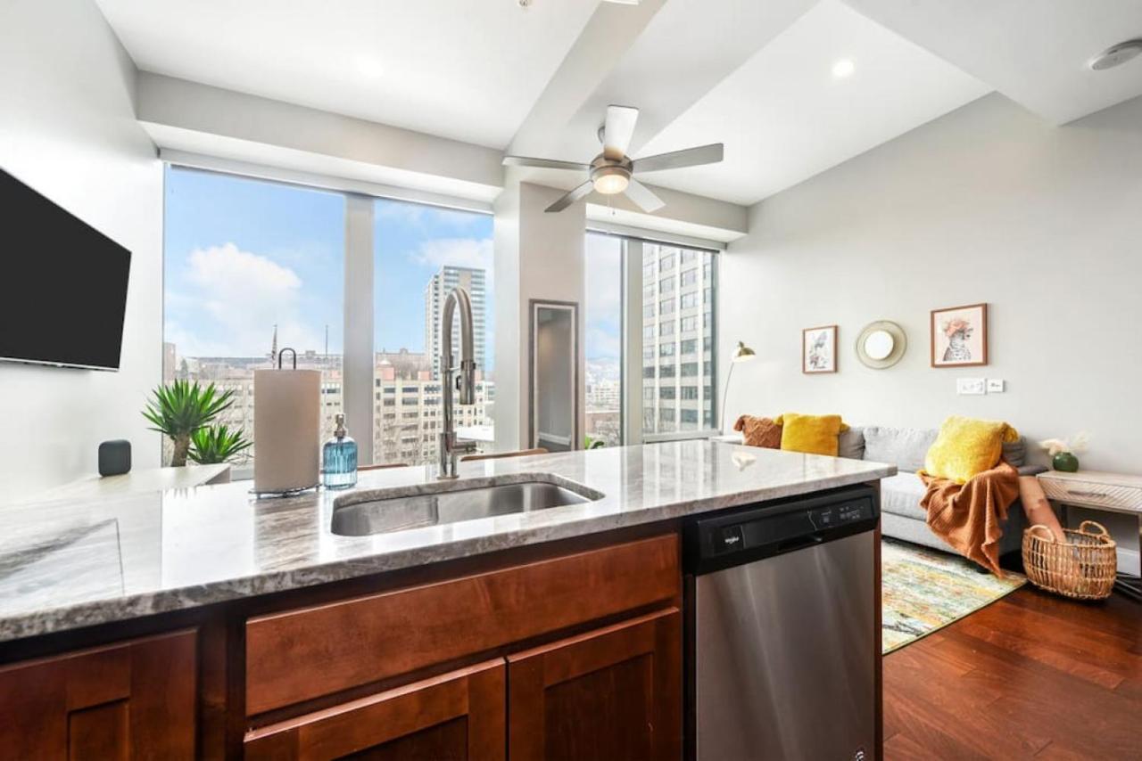 Hostwise - The Washington At Chatham - Free Parking, Private Gym, More! Apartment