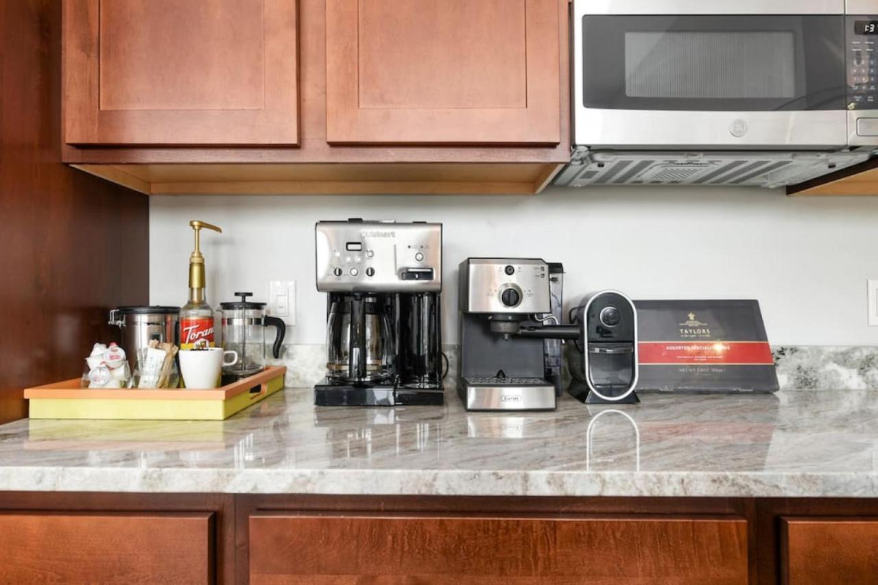 Hostwise - The Washington At Chatham - Free Parking, Private Gym, More! Apartment *